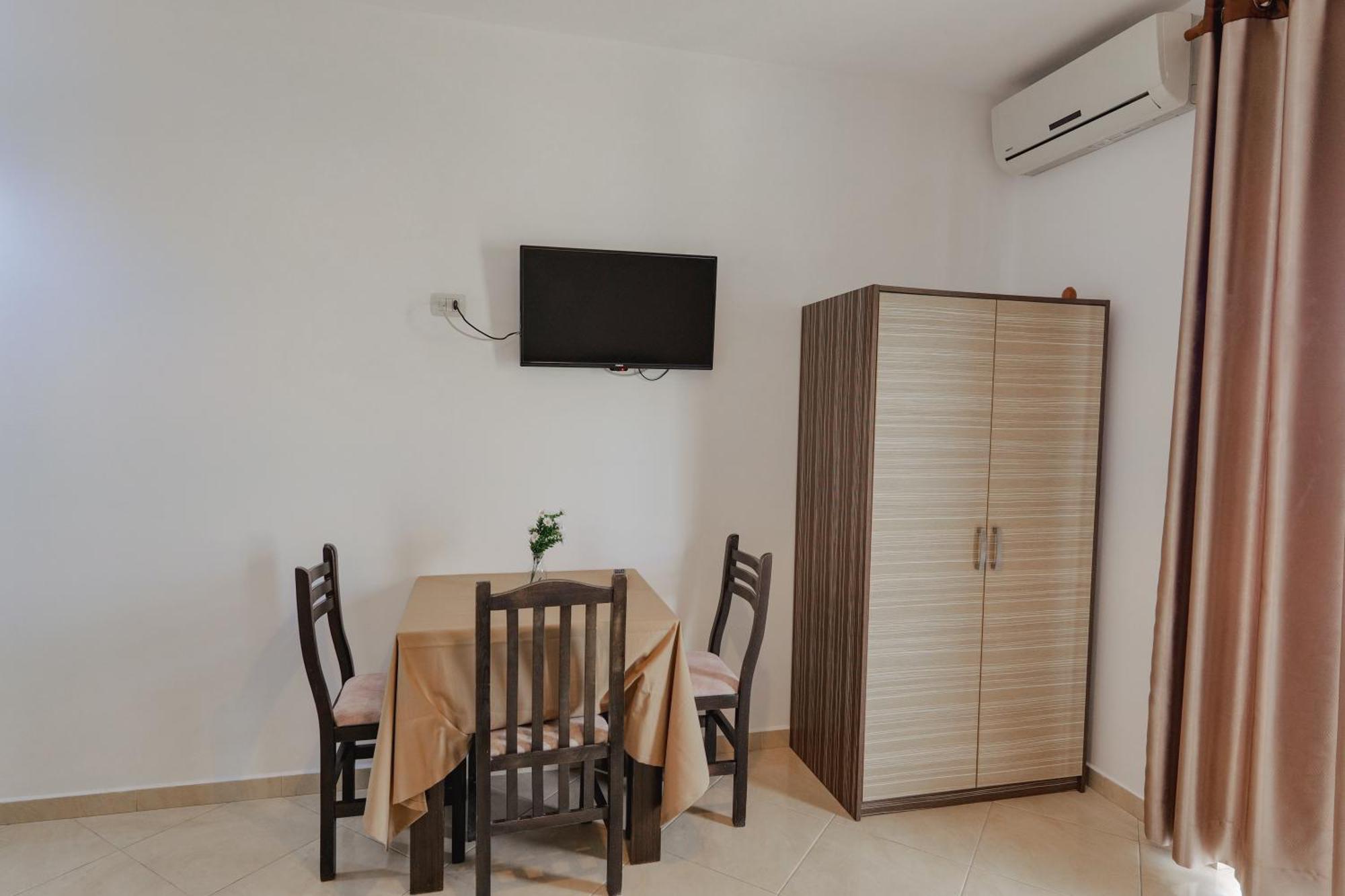 Hotel Edola Sarandë Eksteriør billede