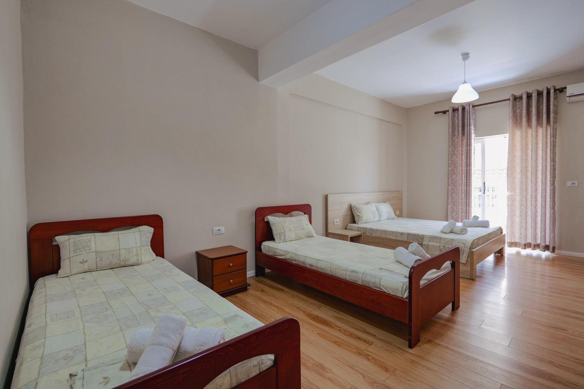 Hotel Edola Sarandë Eksteriør billede