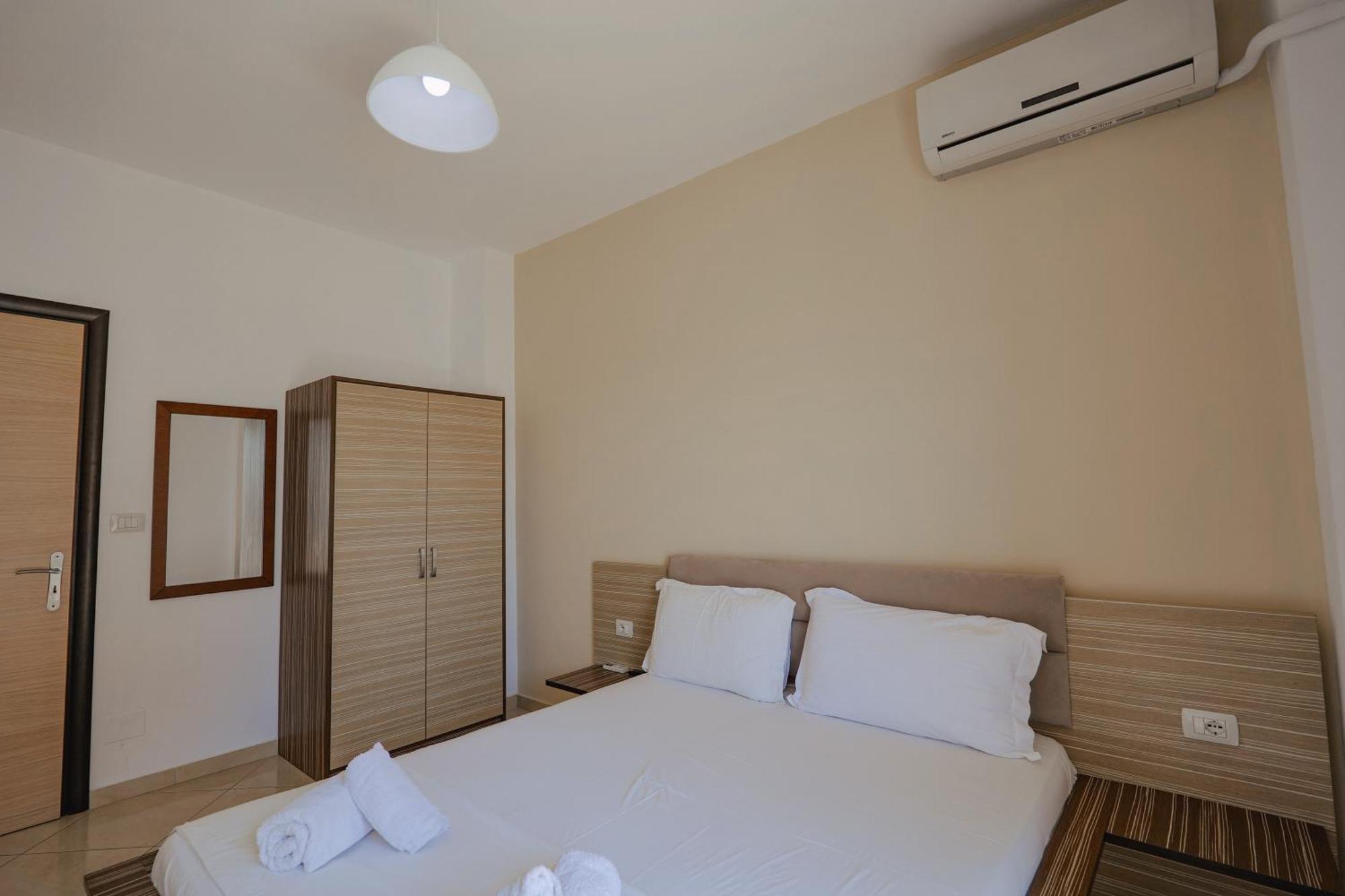 Hotel Edola Sarandë Eksteriør billede